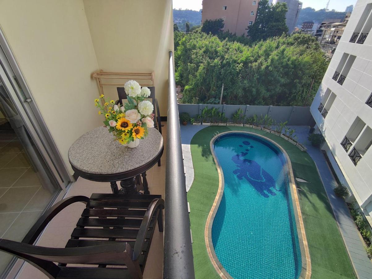 The Chanthong Residence And Hotel Pattaya Exteriör bild