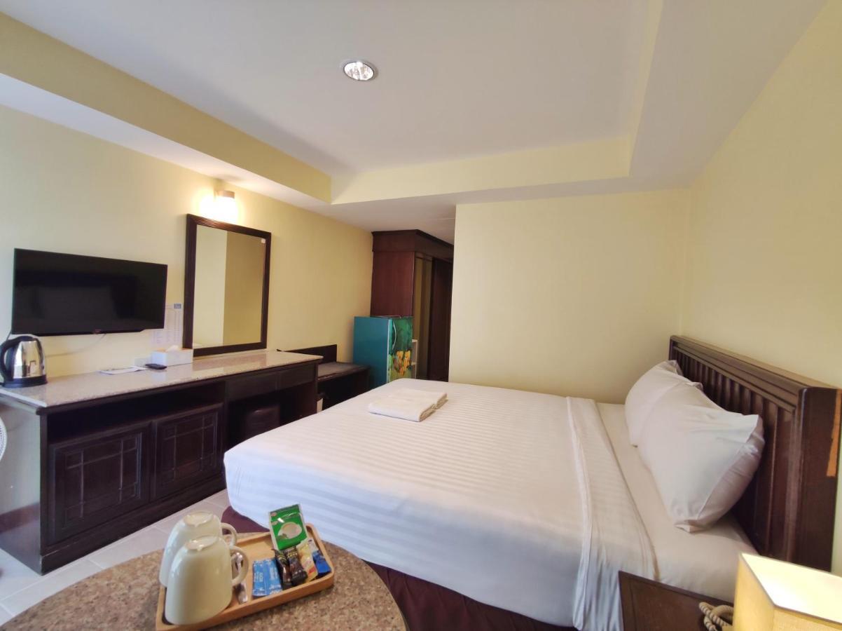 The Chanthong Residence And Hotel Pattaya Exteriör bild